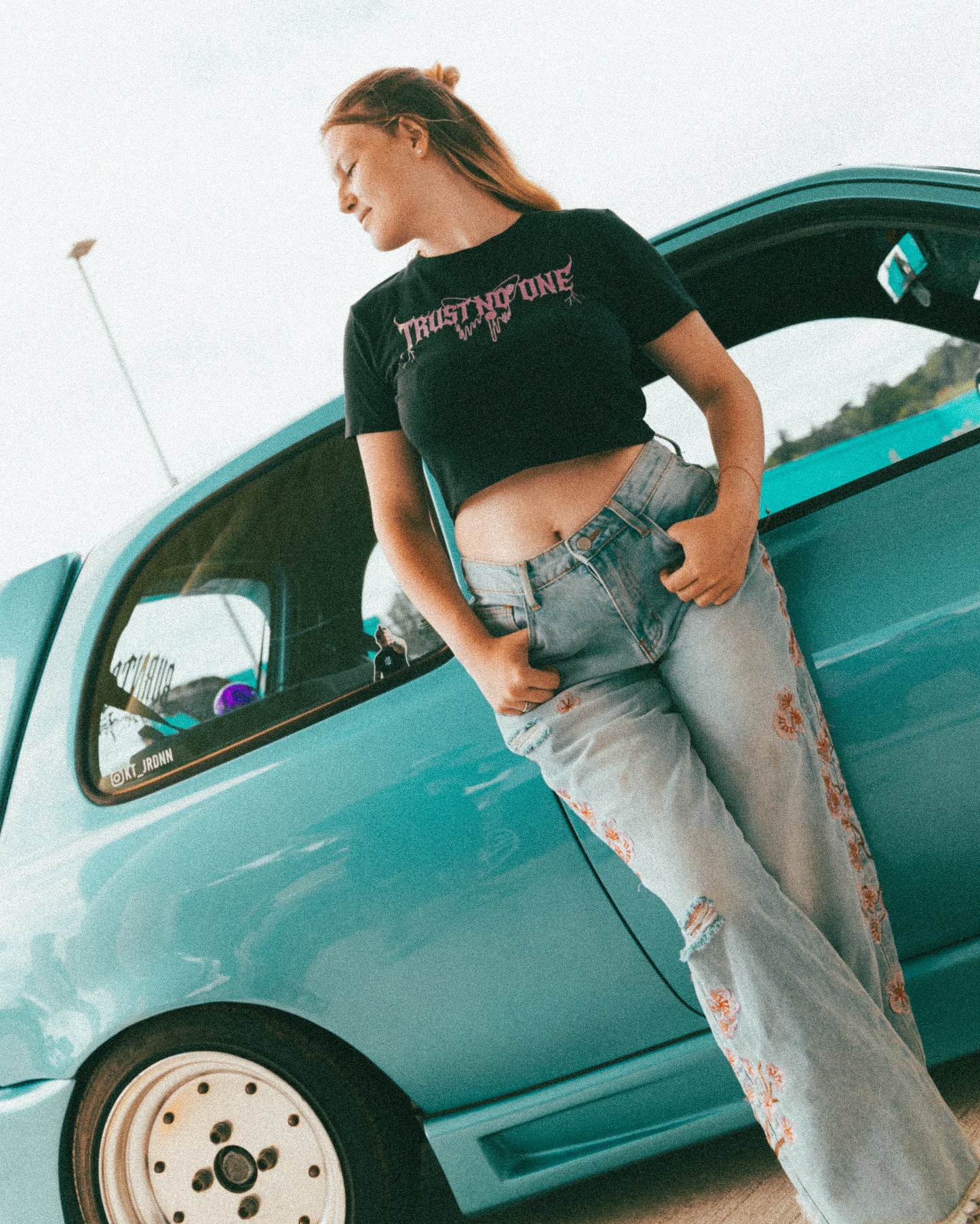 Butterfly Crop Tee | Pink Edition